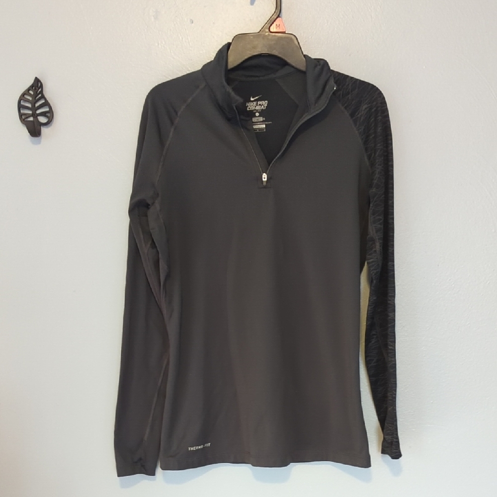 Nike Pro Combat Fitted Dri Fit Black Quarter-Zip Long Sleeve Pullover Therma Fit